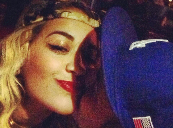Rob Kardashian, Rita Ora, Twit Pic Rob Kardashian, Rita Ora, Twit Pic